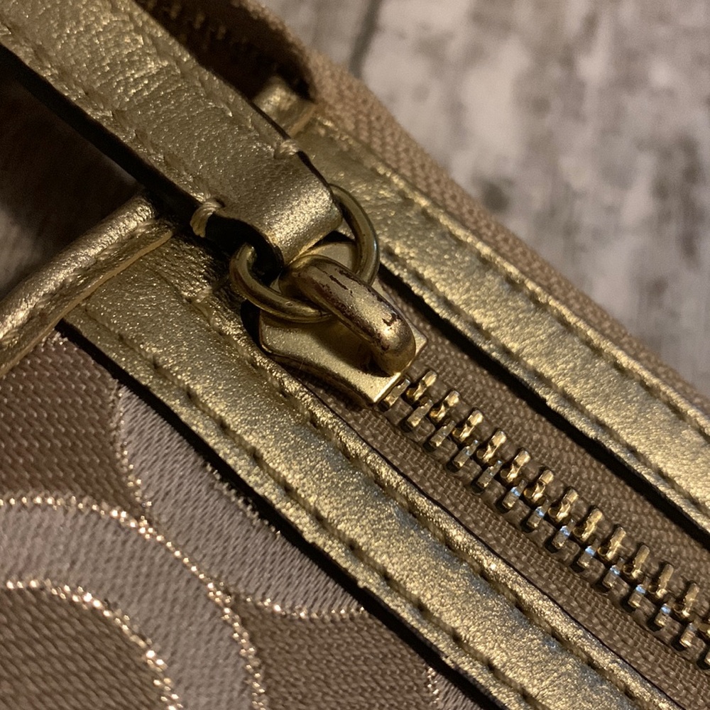 Coach Julia Op Art Zippy wristlet - Picture 13 of 15